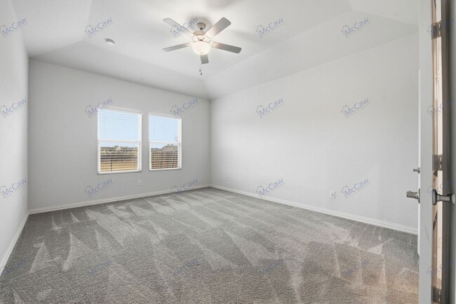 Building Photo - 236 Henly Dr