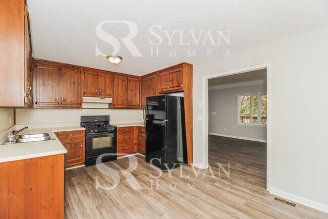 Building Photo - Coming HOME never felt so good!