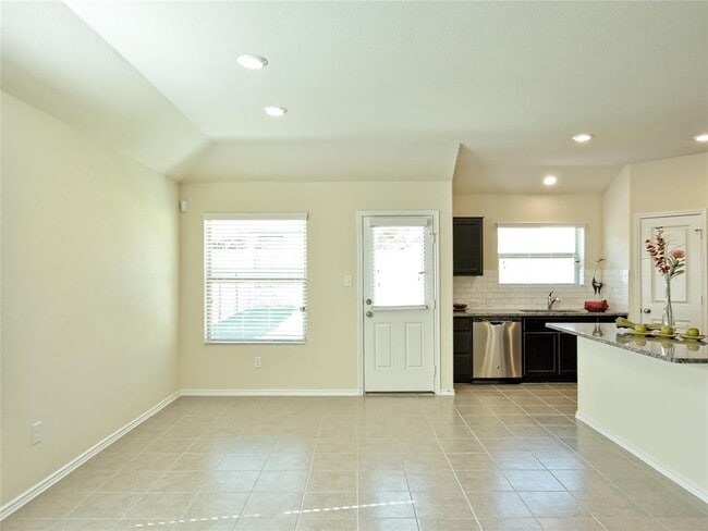 Building Photo - 21712 Gallus Dr
