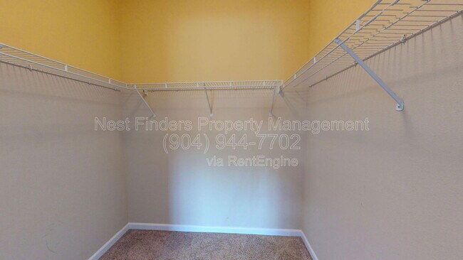 Building Photo - 10550 Baymeadows Rd