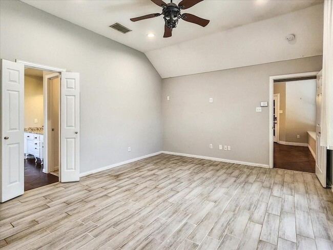 Building Photo - 1101 BreAnne Ct