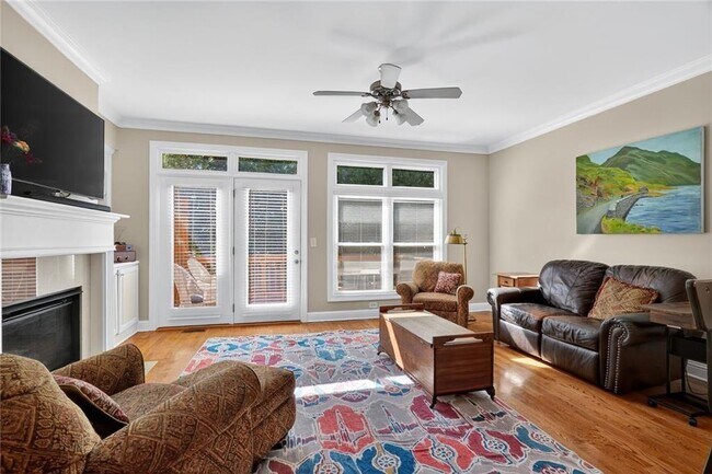 Building Photo - 10906 Gallier St