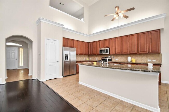 Building Photo - 17734 Sunset River Ln