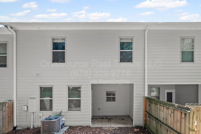 Building Photo - 385 Franklin Ln