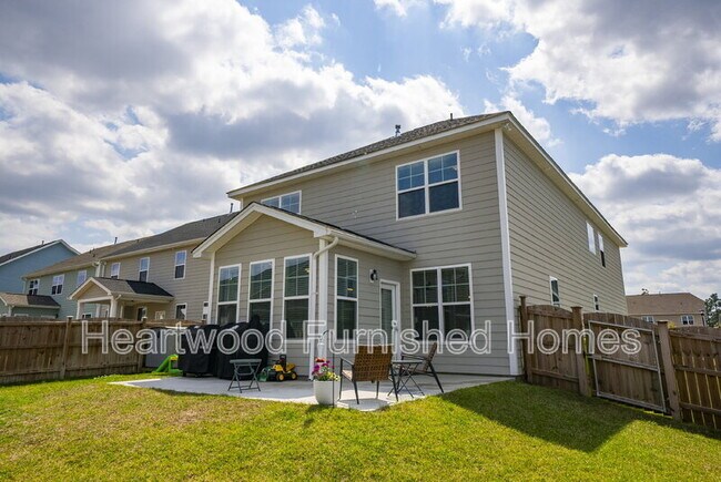 Building Photo - 924 Windchase Wy