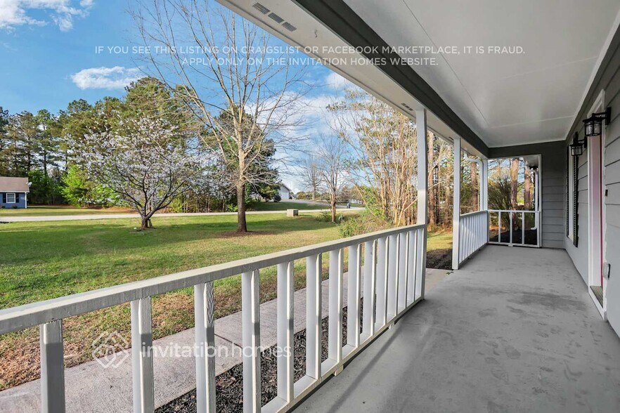 Building Photo - 25 Holly Creek Dr