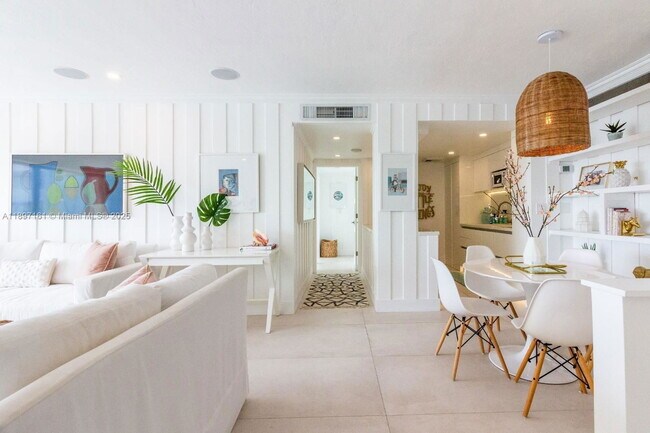 Building Photo - 2451 Brickell Ave