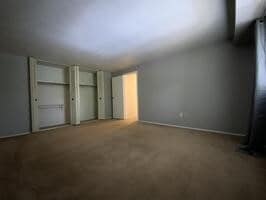 Building Photo - Garden Apartment