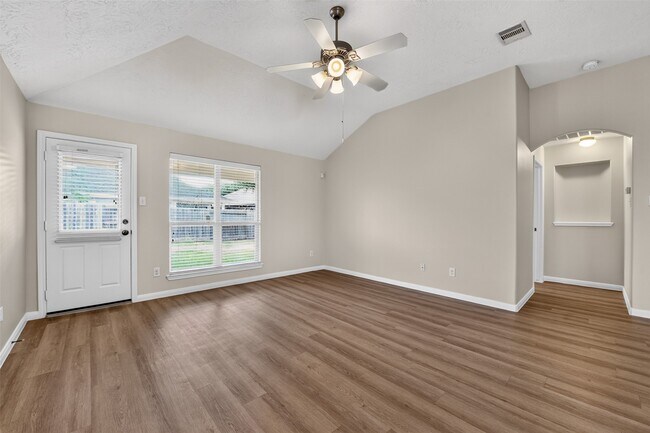 Building Photo - 11714 Bollinger Park Ct