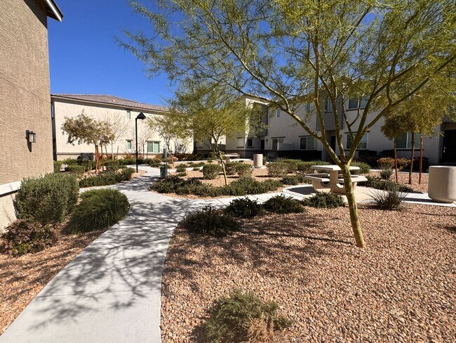 Building Photo - Semi-Furnished 3-bedroom, 2.5-bath townhouse For Rent