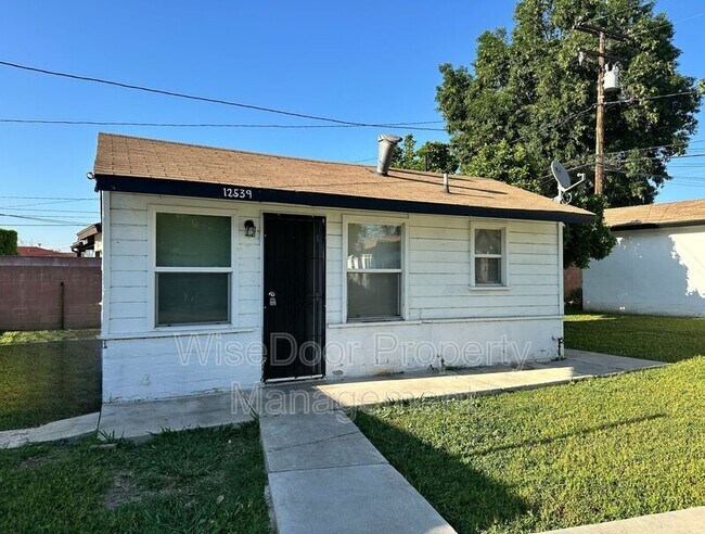 Building Photo - 12539 Adler Dr