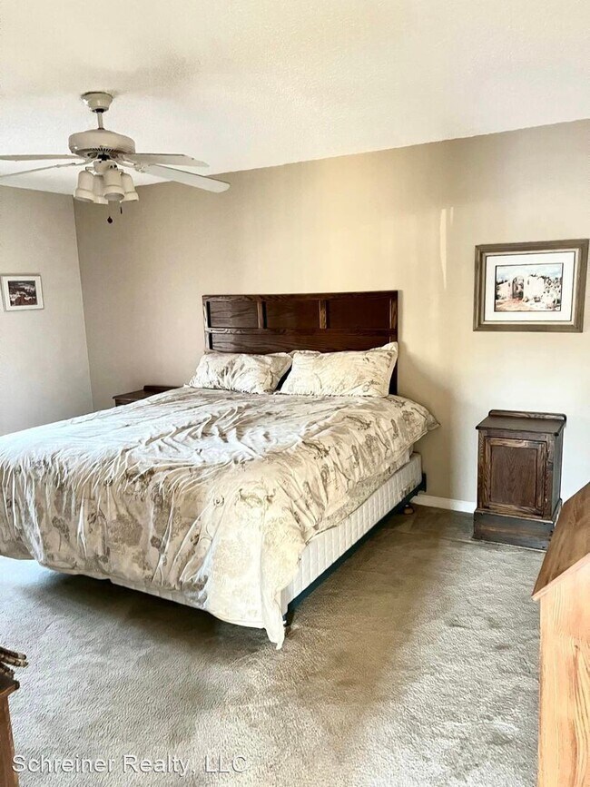 Building Photo - 1 br, 1 bath House - 3270 S. Goldfield #813