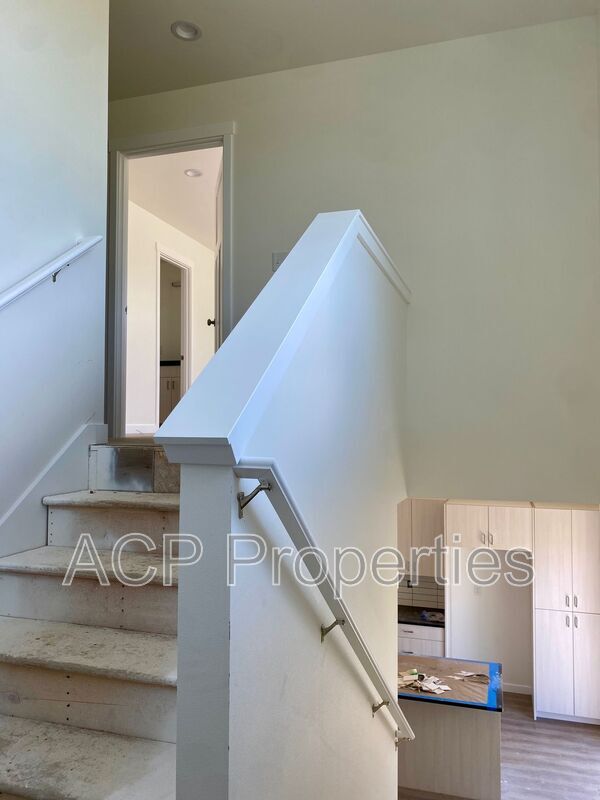 Building Photo - 1318 Bradley Ct