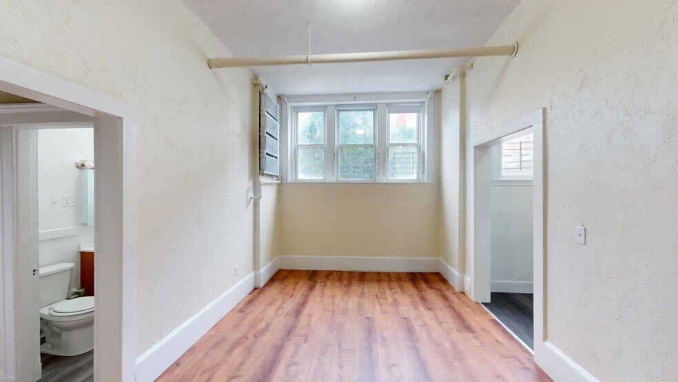 Building Photo - 85 Brainerd Rd