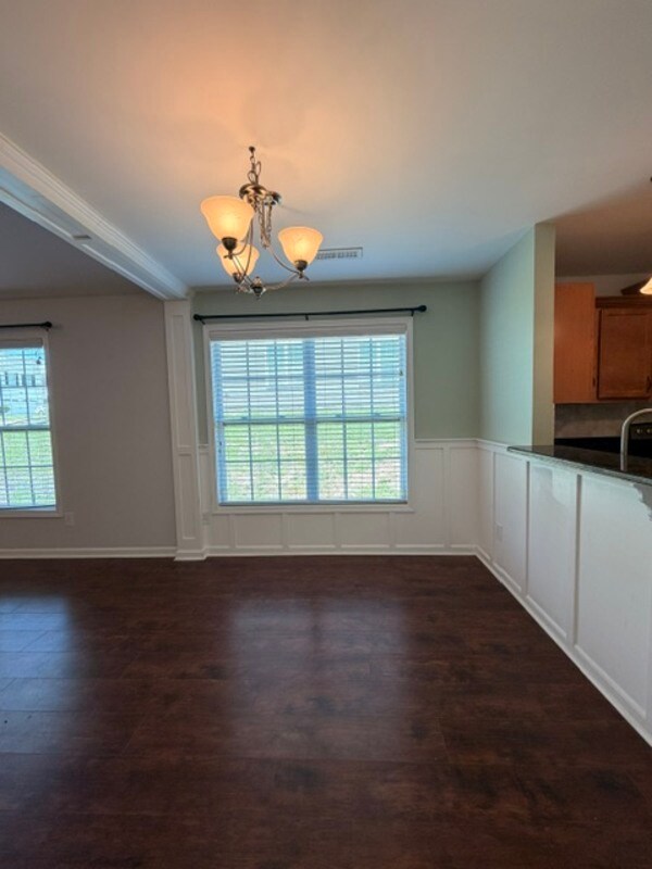 Building Photo - 925 Corison Loop