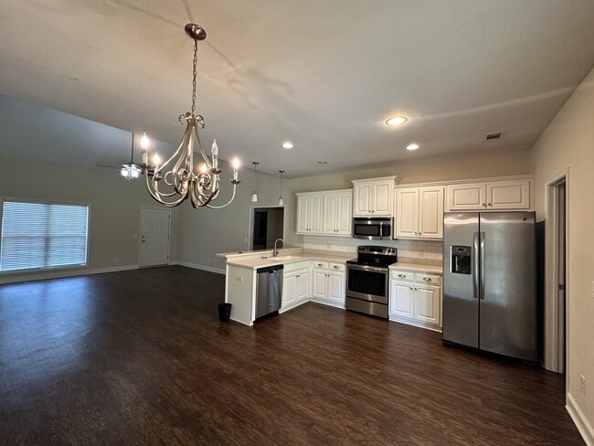 Building Photo - 441 Serenity Ave