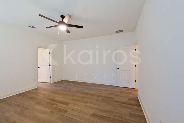 Building Photo - 108 Gilded Ln
