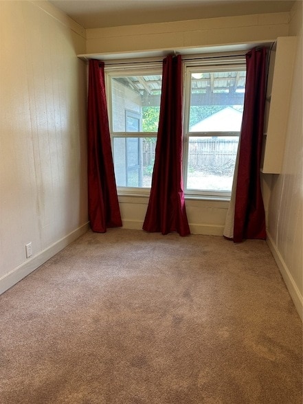 Building Photo - 1125 E 27th St