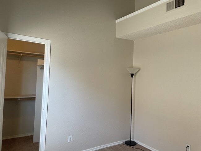 Building Photo - 4437 Loma Clara Ct