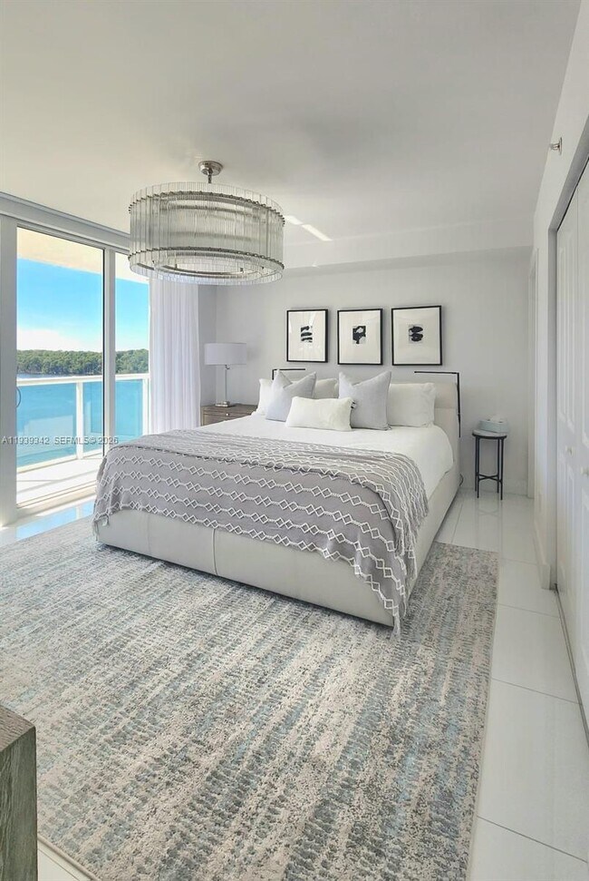 Building Photo - 400 Sunny Isles Blvd