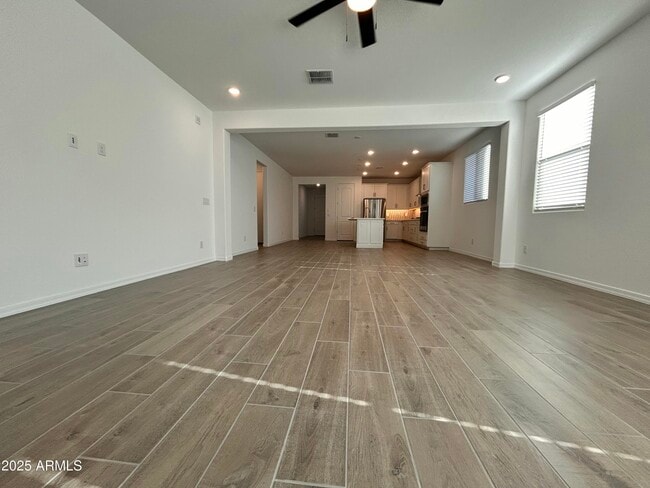 Building Photo - 4347 W Bradshaw Creek Ln