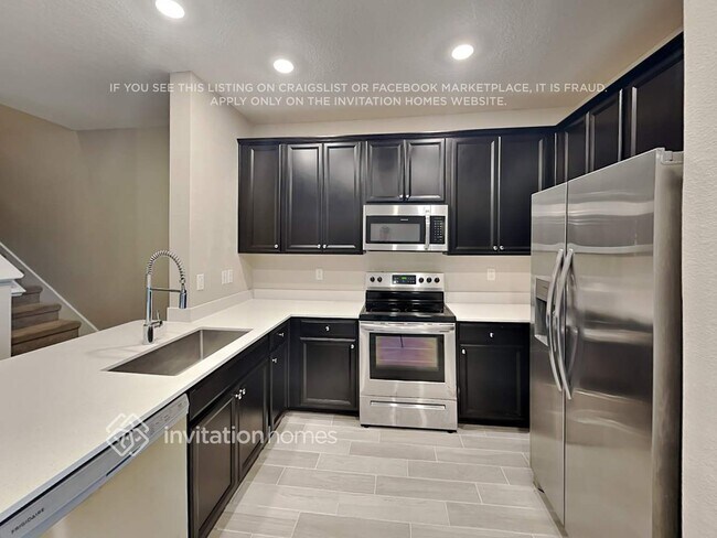 Building Photo - 571 Cherry Ridge Dr