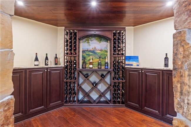 Building Photo - 2408 Winter Garden Pl