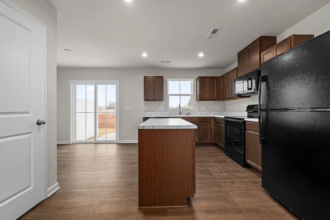 Building Photo - 1018 Cambria Ln