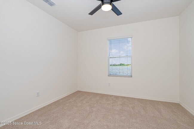 Building Photo - 1378 Casey Ave