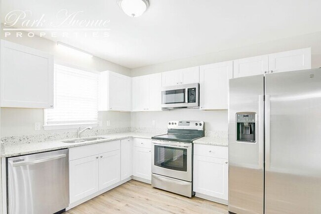 Building Photo - 4616 Castlebar Dr