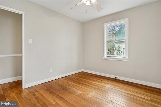 Building Photo - 4805 23rd St S