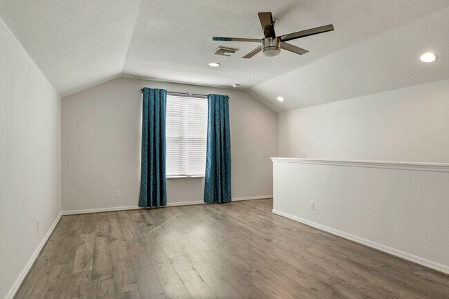 Building Photo - 4 bedroom in Apopka available now!