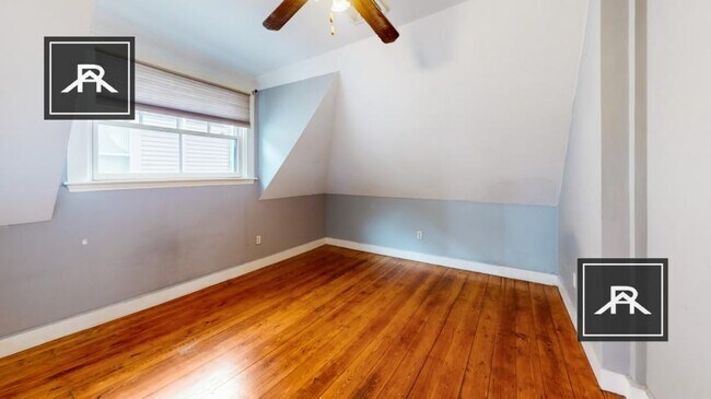 Building Photo - 3 bedroom in Boston MA 02120