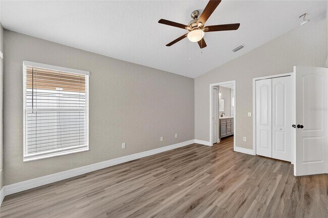 Building Photo - 523 Napa Valley Cir