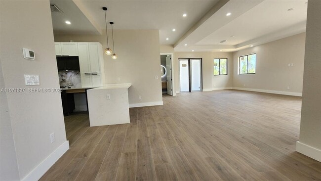 Building Photo - 47 Brig Cir E