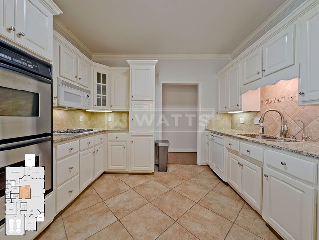 Building Photo - Spacious 3-Bed, 2-Bath Riverchase Garden Home