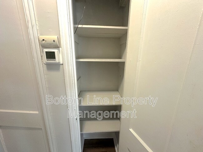 Building Photo - 2115 Double Oaks Rd