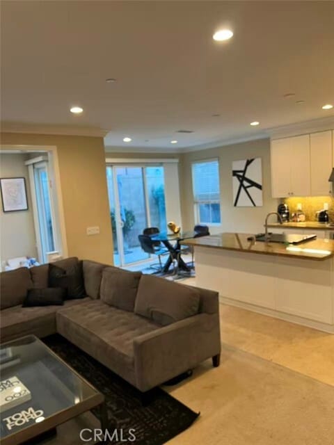 Building Photo - 72 Twin Flower