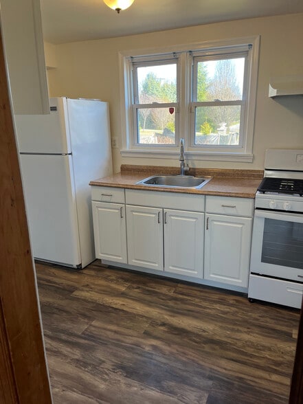 Building Photo - 14345 Jarrettsville Pike