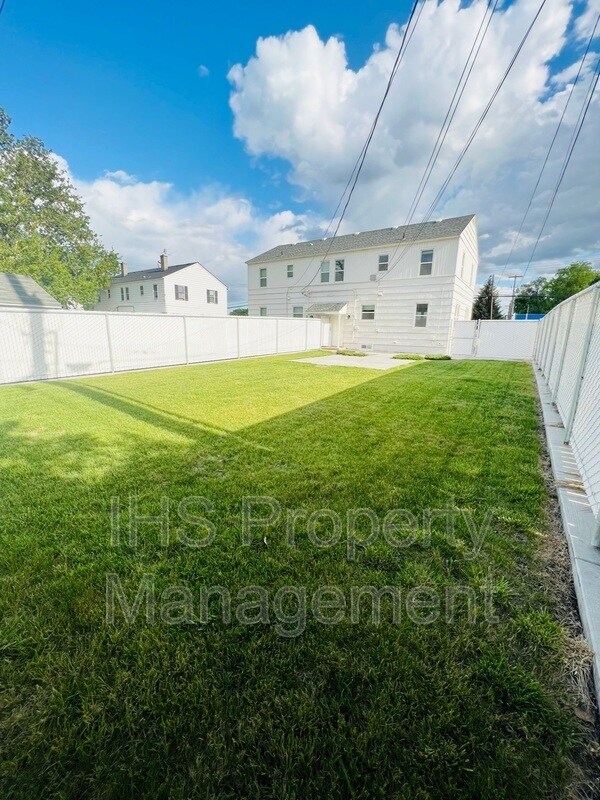 Building Photo - 1410 Williams Blvd