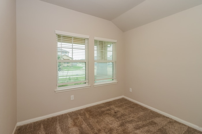 Building Photo - 1022 Modesto Dr