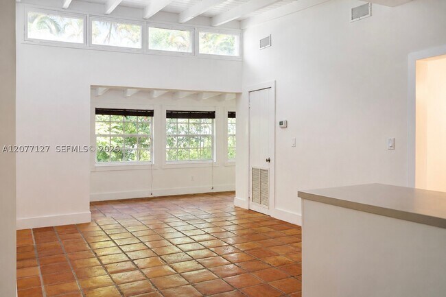 Building Photo - 4134 Ventura Ave
