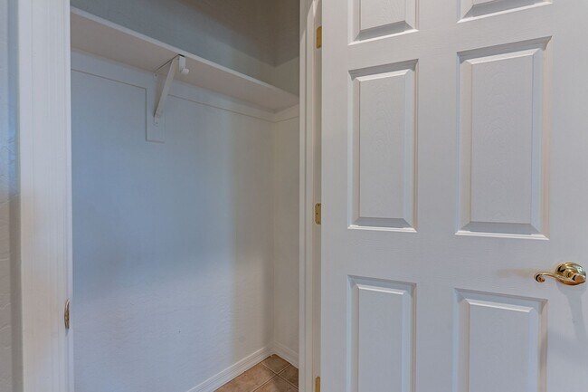 Building Photo - 4 Bedroom, 2.5 Baths with Private Pool!