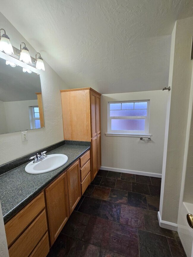 Building Photo - 2970 Janes Creek Dr