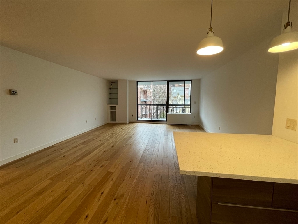 Building Photo - 50 Longwood Ave