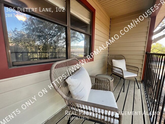 Building Photo - 306 Dietert Ln
