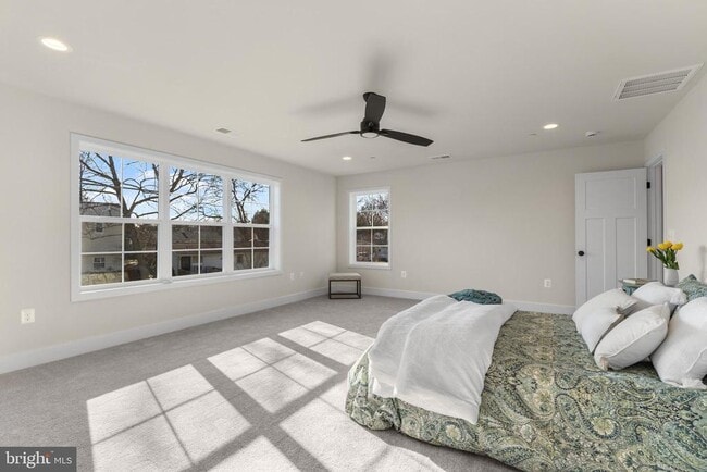 Building Photo - 407 Paradise Rd