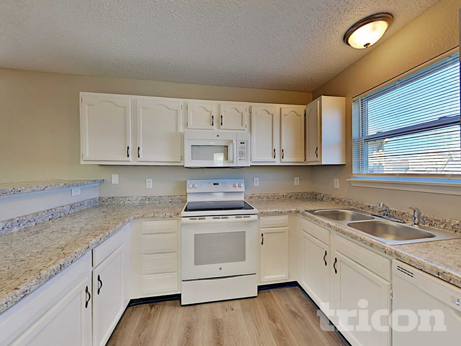 Building Photo - 10818 Sterling Apple Dr