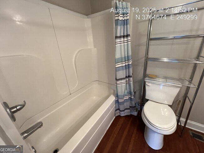 Building Photo - 186 Georgia Ave