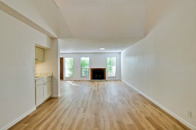 Building Photo - Updated 3-bedroom Home in San Jose!